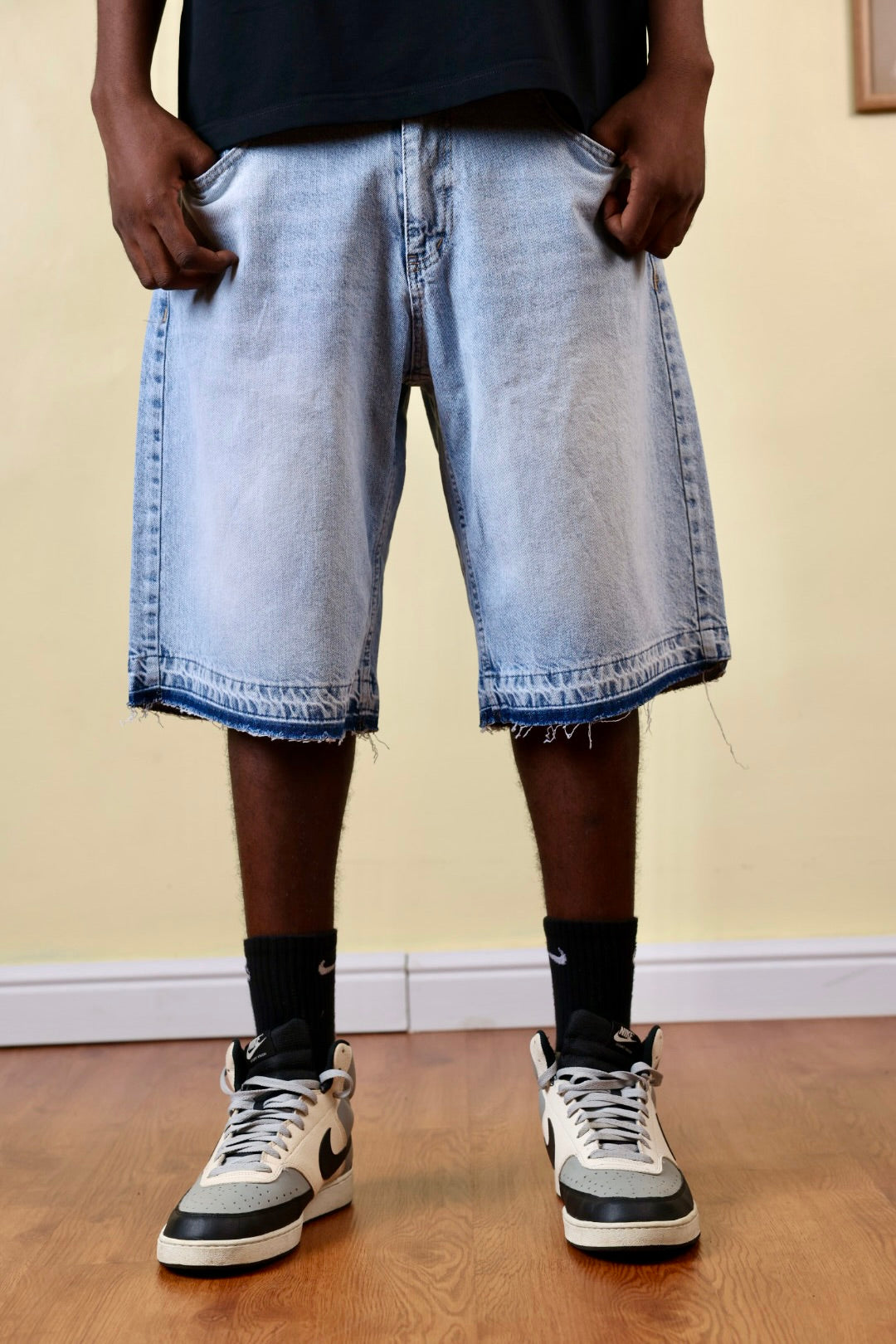 WEL1 JEAN SHORT IN BLUE
