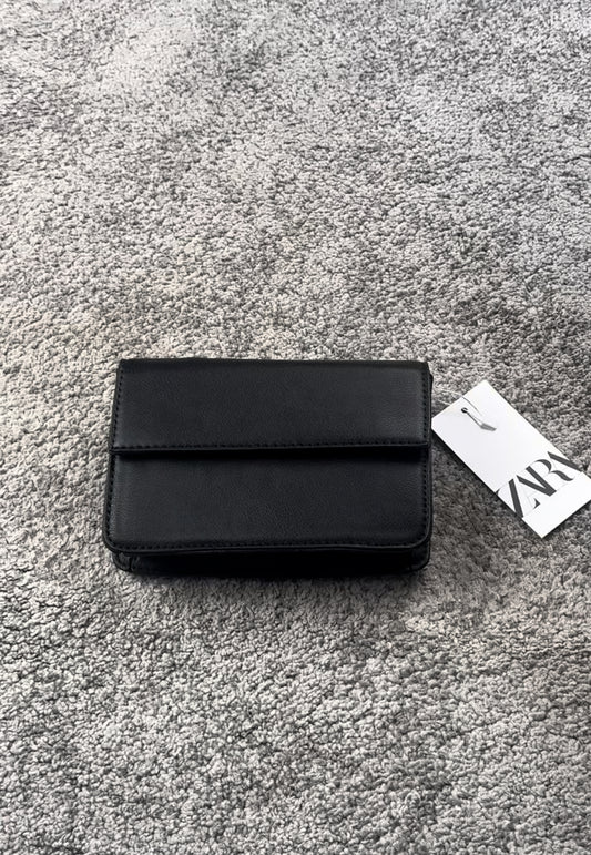 Leather rectangle crossbody bag