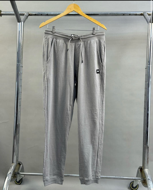 Weekend offender jogger pant in ash
