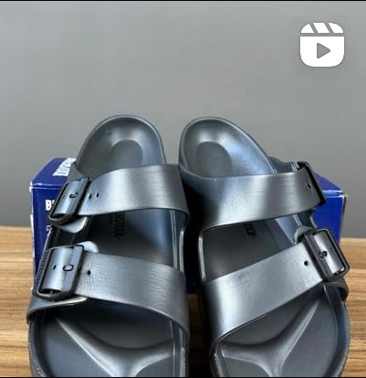 Berkinstock buckle slider in ash