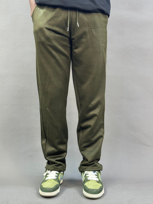 Zedek jogger pant in army green