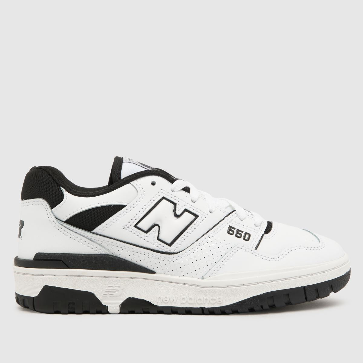 New Balance 550 trainers in black and White