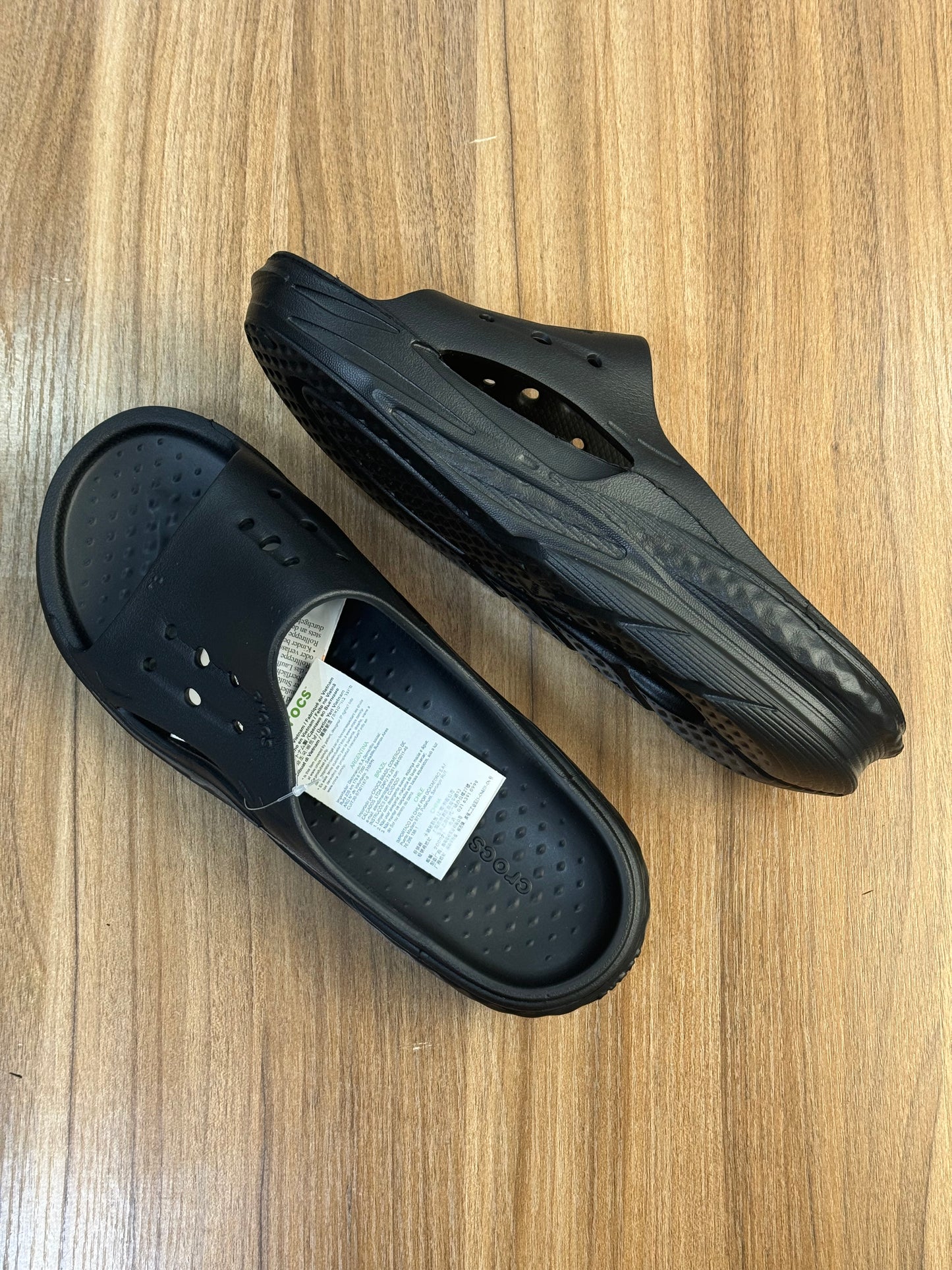 Crocs slippers with chunky sole black