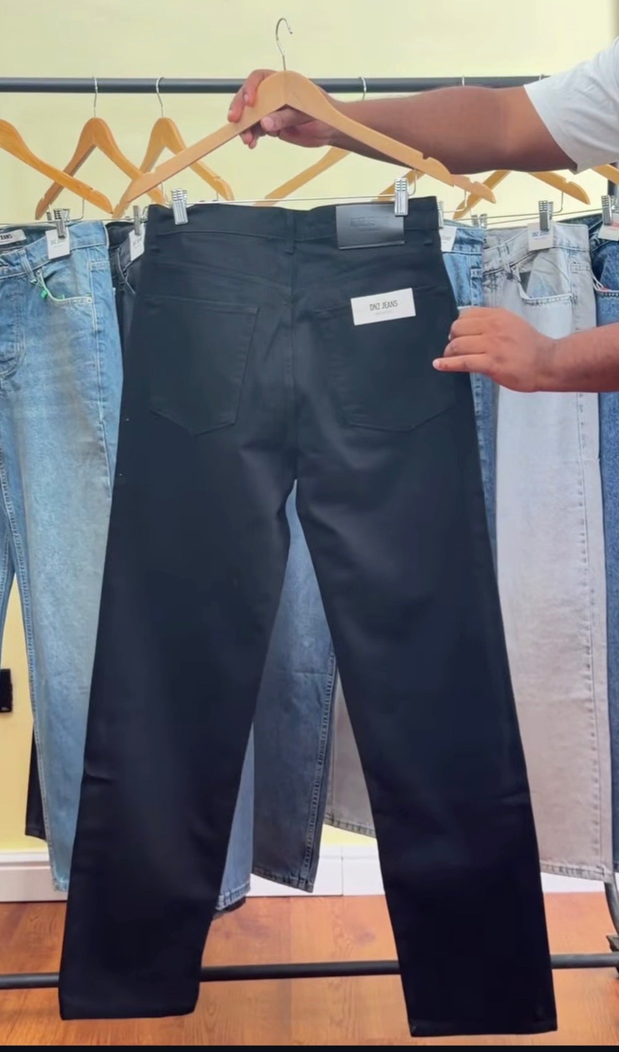 DNZ JEANS 004 (BLACK)