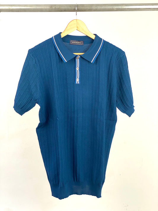 Knitted polo blue