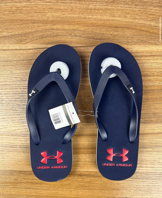 Under amour beach slippers in navy