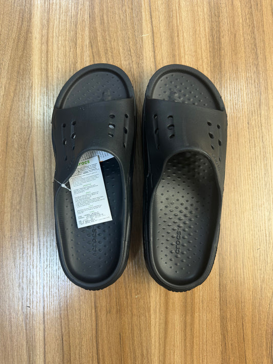Crocs slippers with chunky sole black