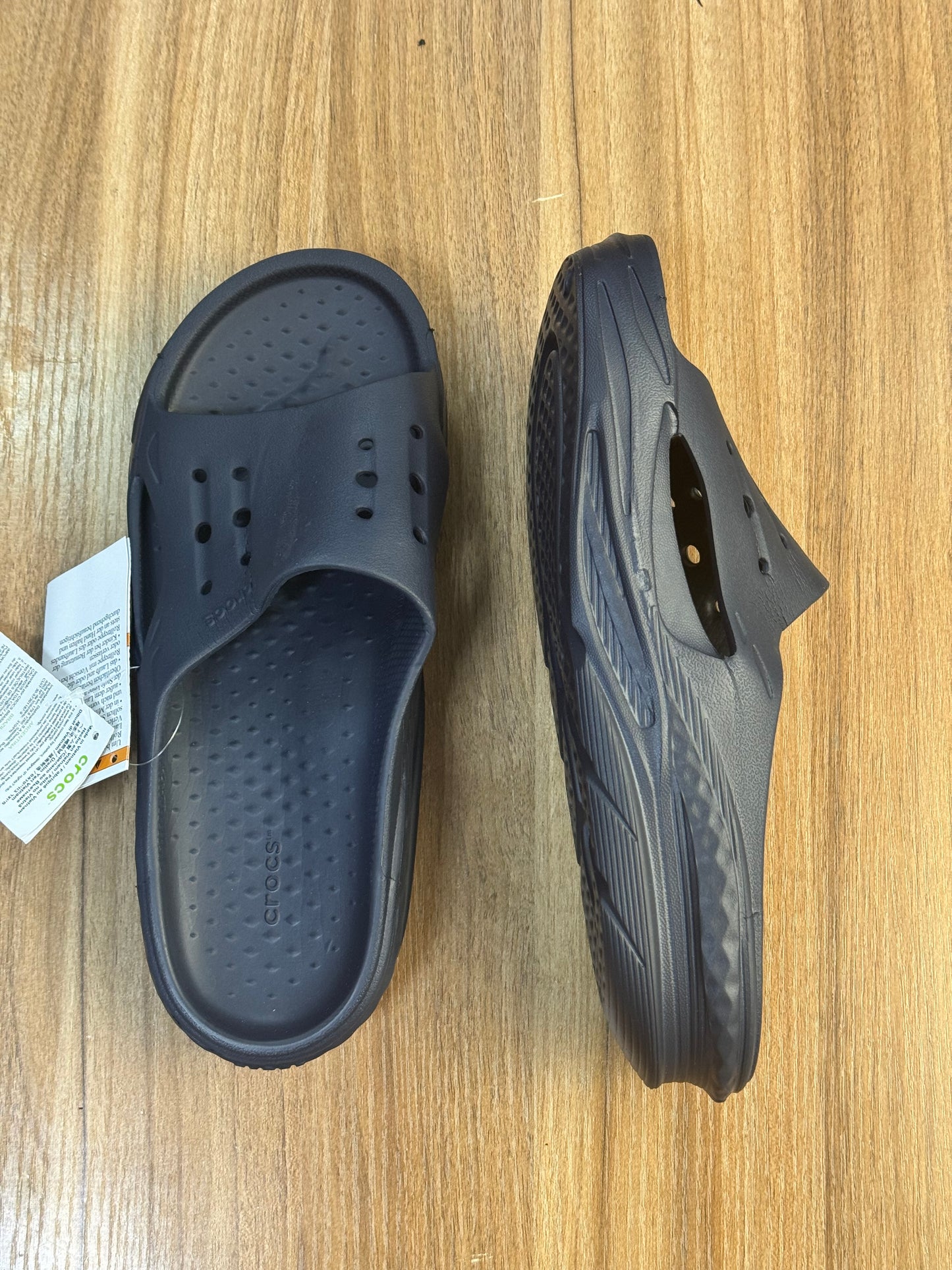Crocs slippers with chunky sole in blue