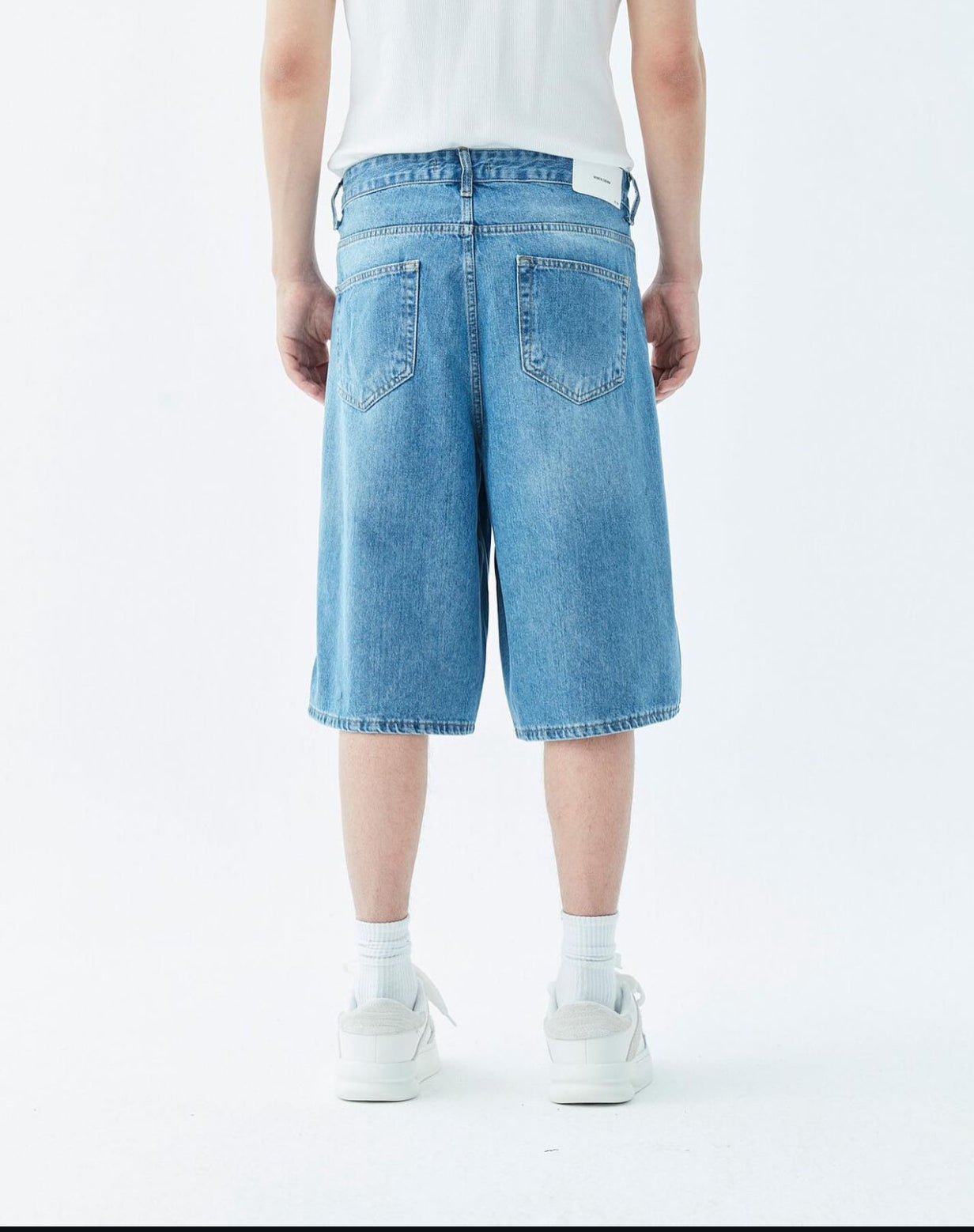 Vamos Bermuda Denim short in blue