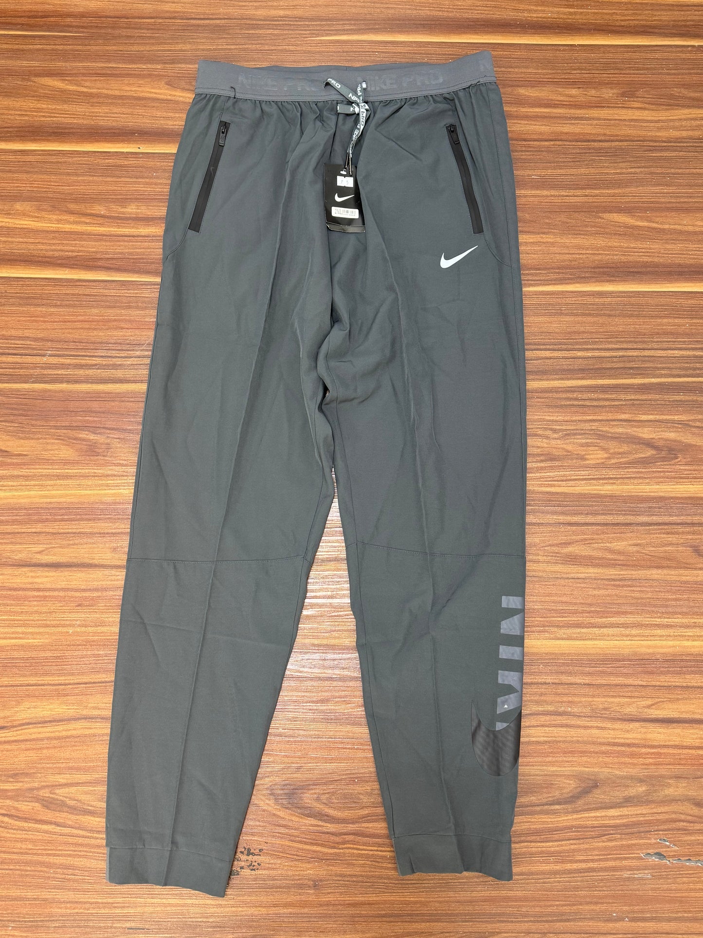 track pant in ash p5