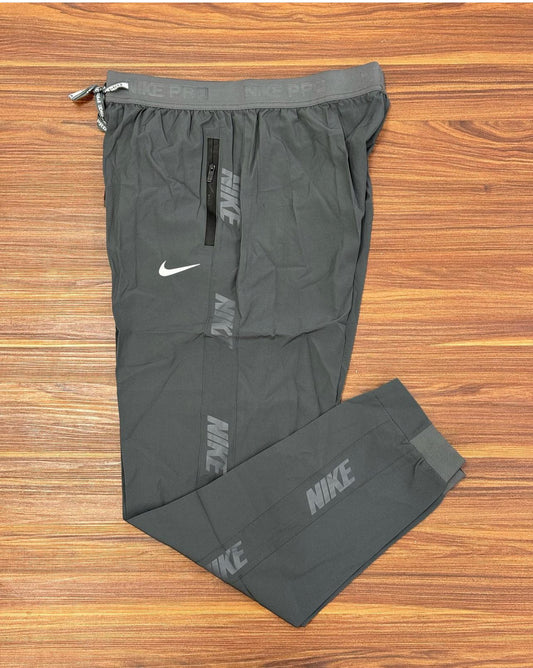 track pant in grey (p2)