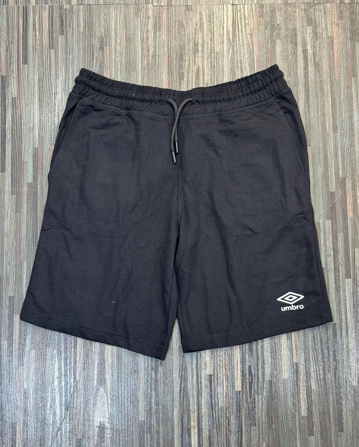 Umbro sweatshort in black