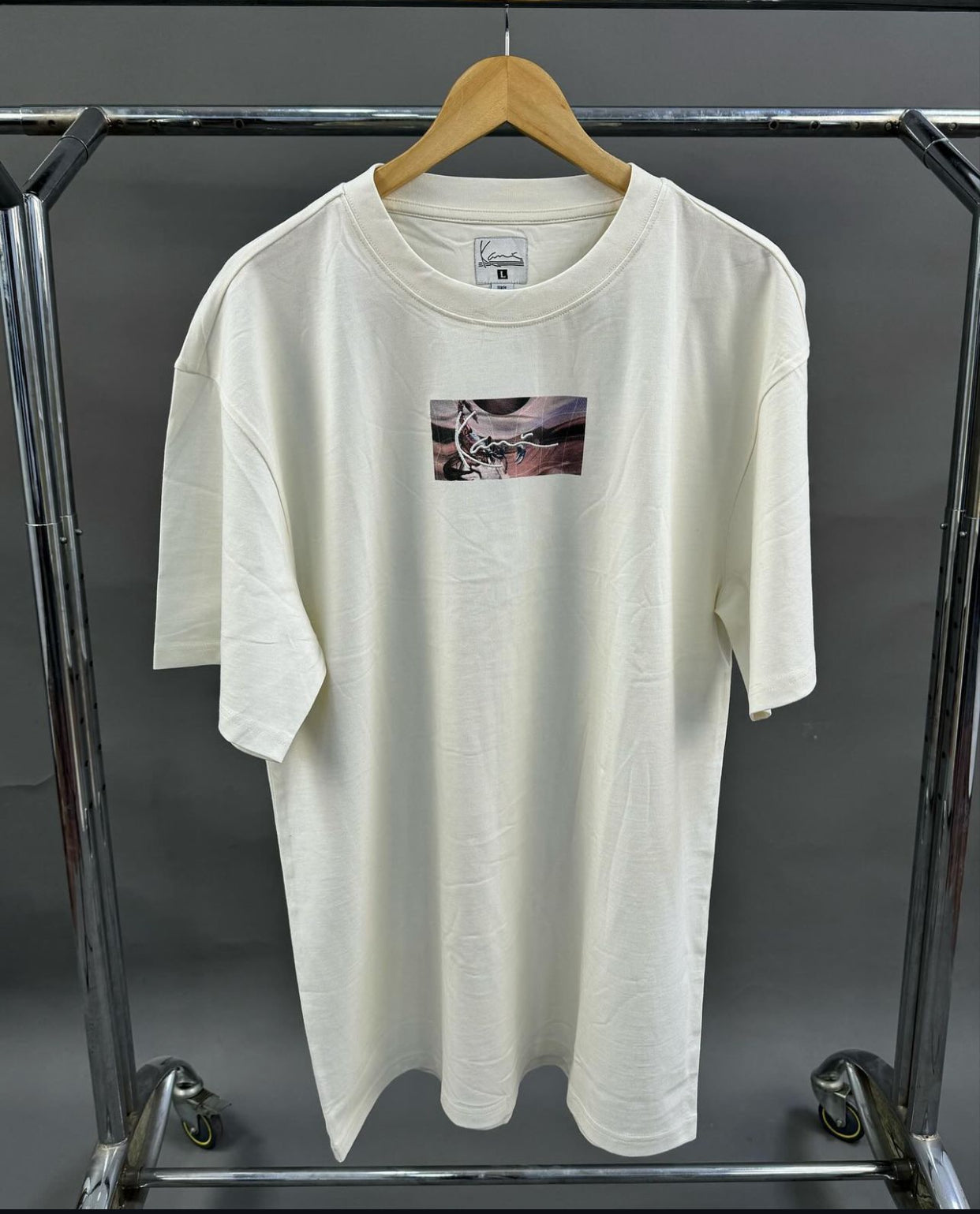 Karl kani meterverse oversized tee in cream