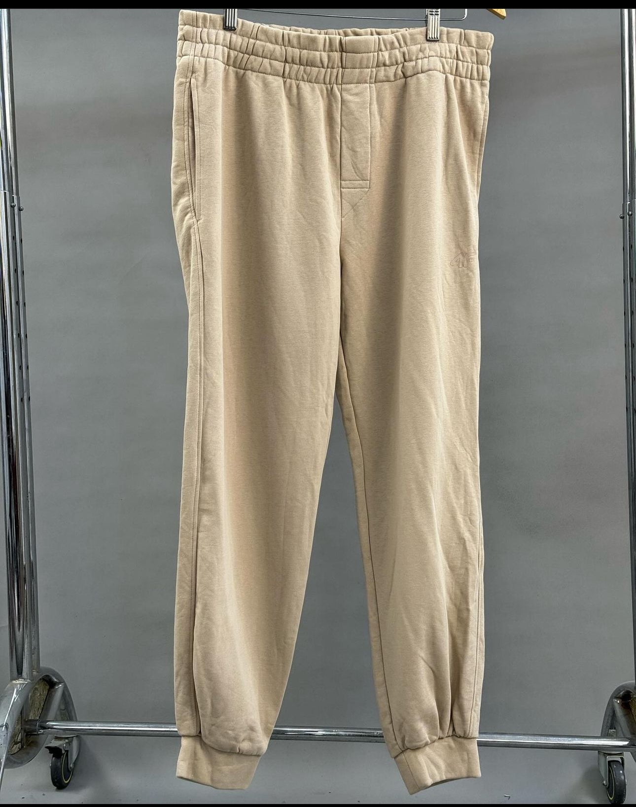 4F jogger pant