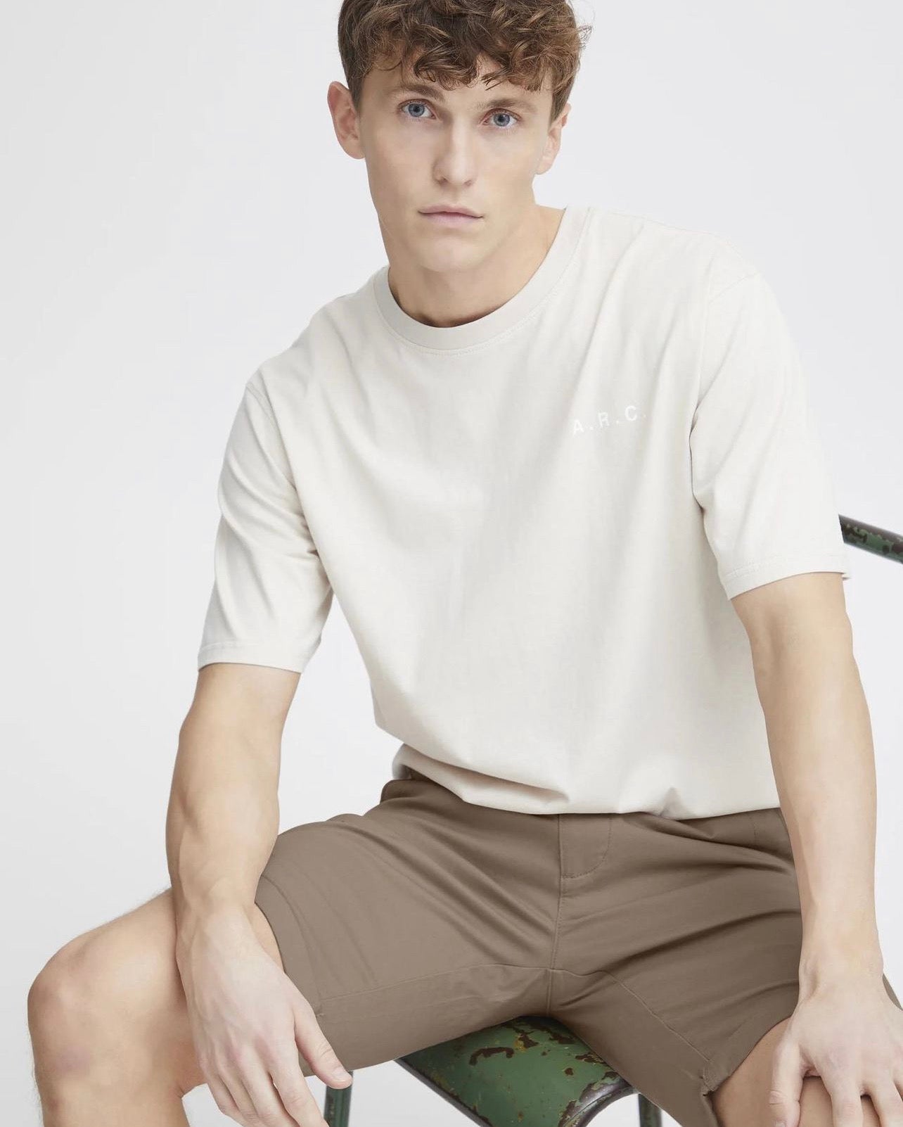 Solid ELAN - Print T-shirt in Oatmeal