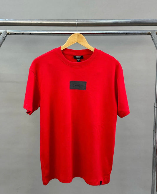 Iconic culture tee in Red