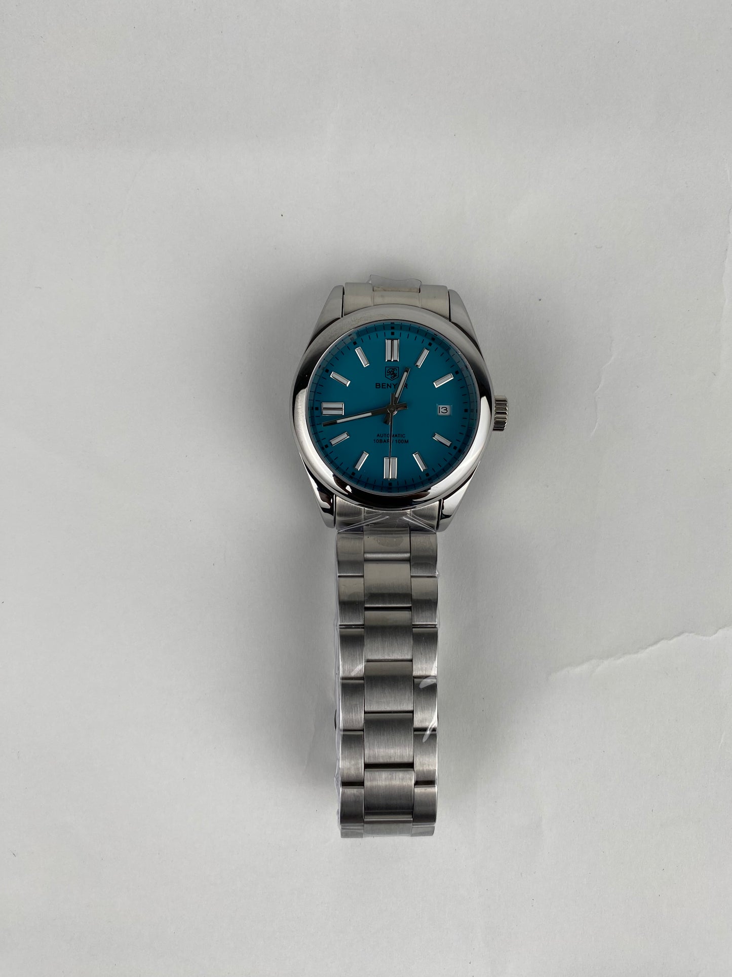 Benyar Wristwatch in Blue Dial