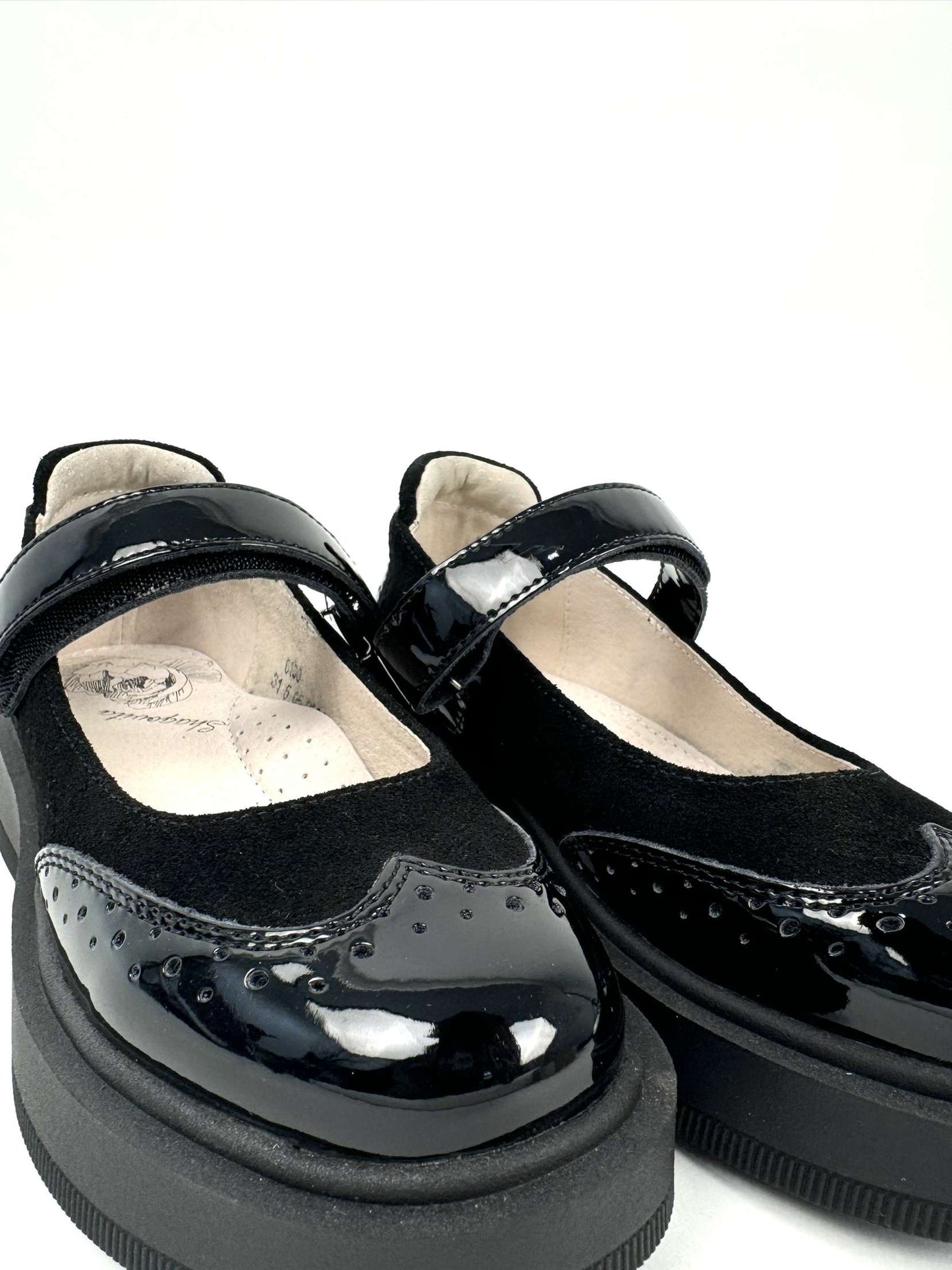 Kids school shoe 0130