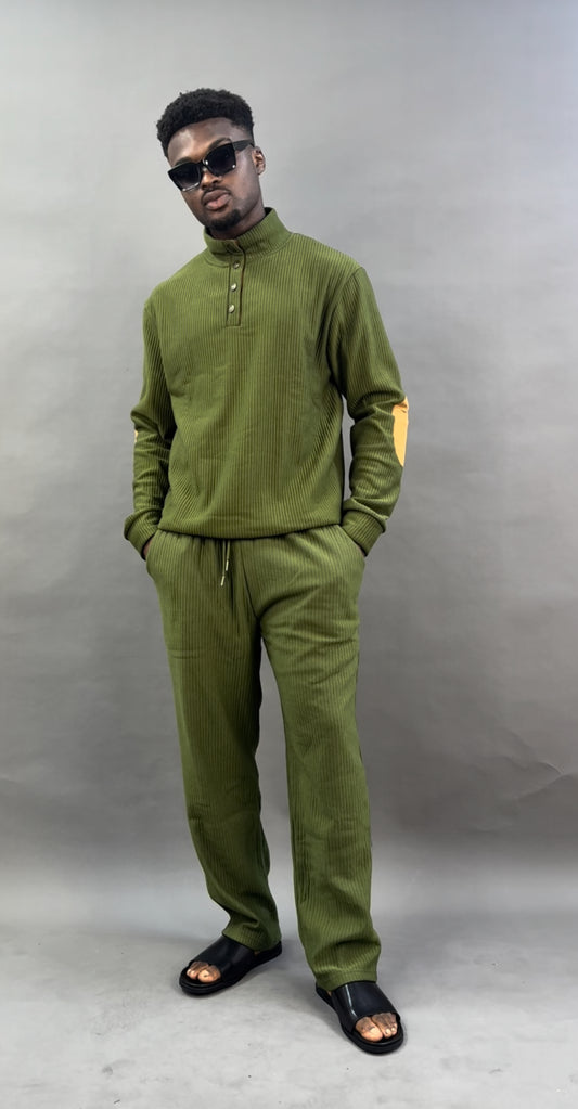 Two piece set in army green