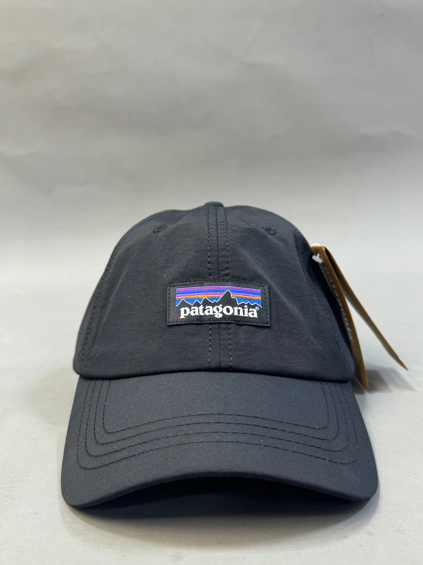 Patagonia hat in black