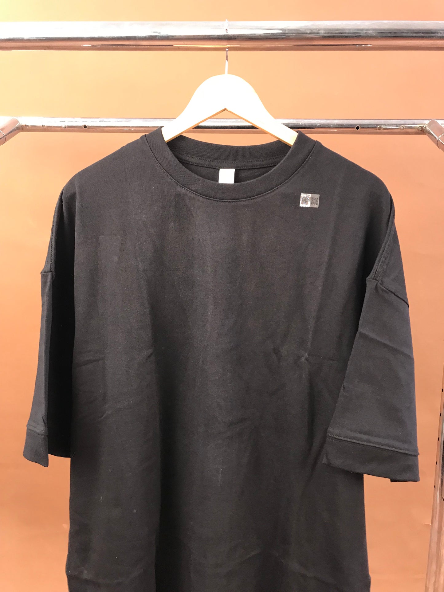 280gsm ripped oversized plain tee in black