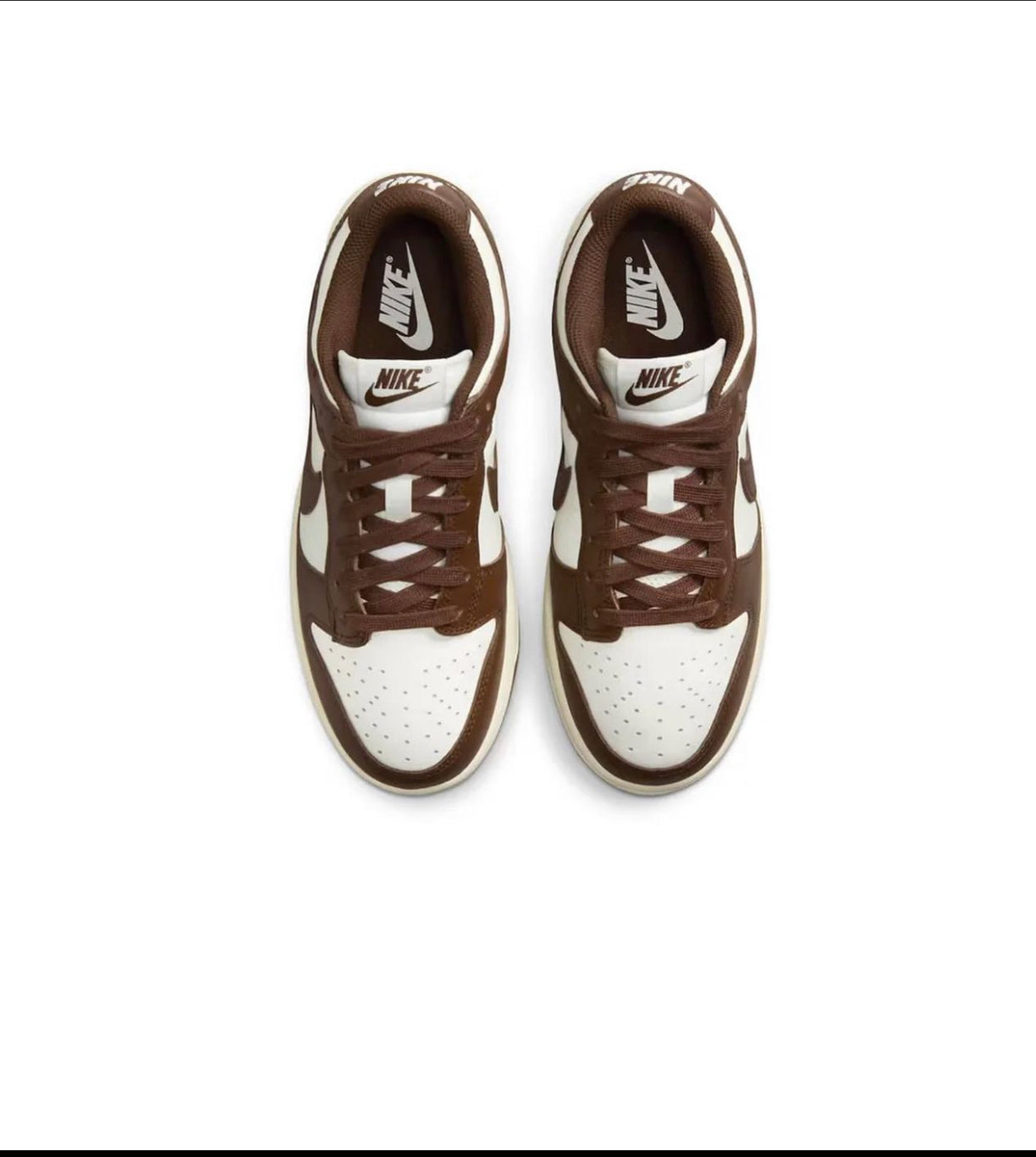 Nike Dunk Low Trainers in Chocolate