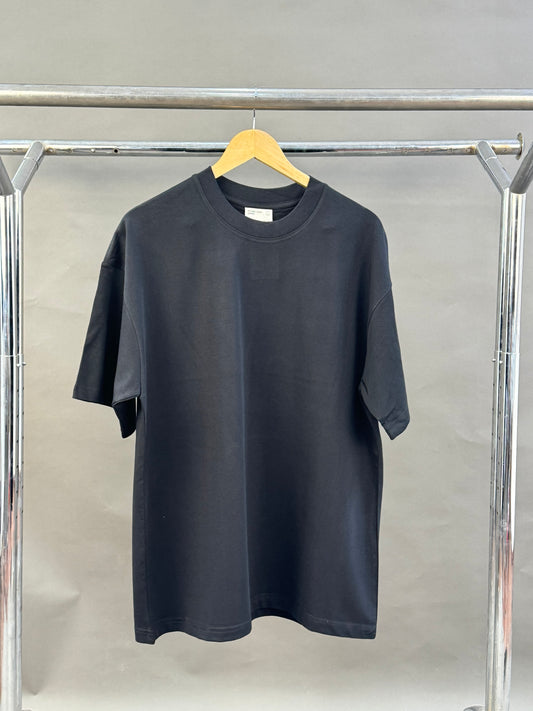 280gsm heavy weight plain tshirt in black