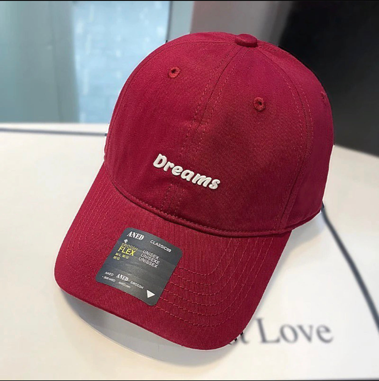 Dreams hat in red