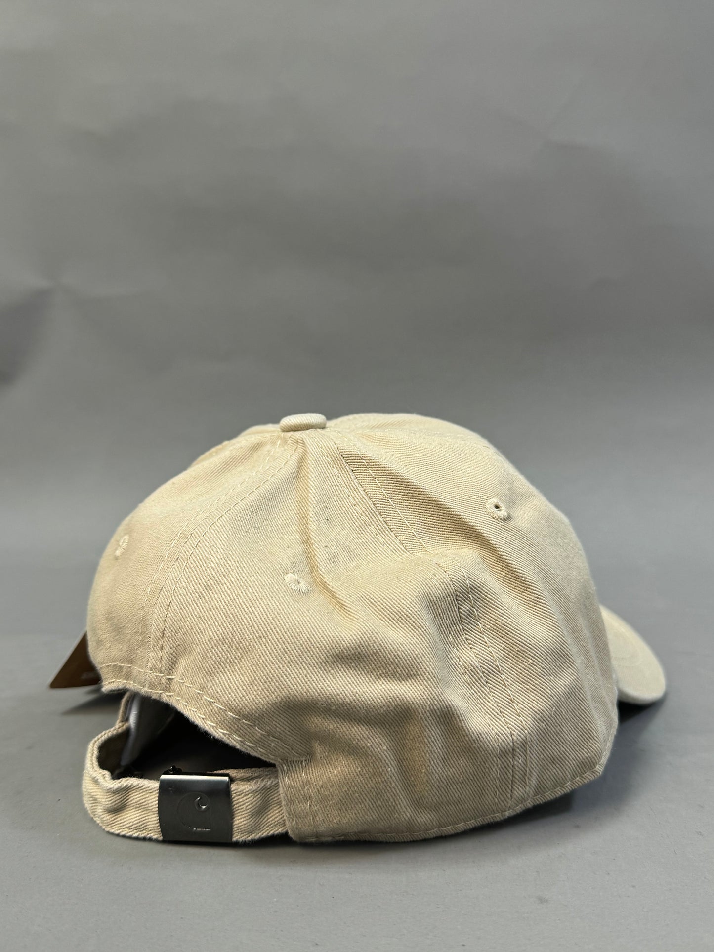 Carhartt hat in beige