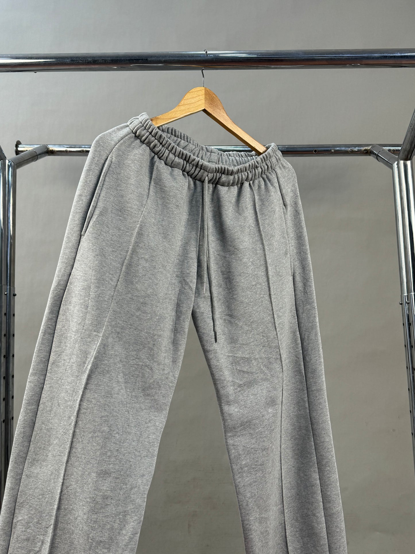 Heather jogger pant in grey