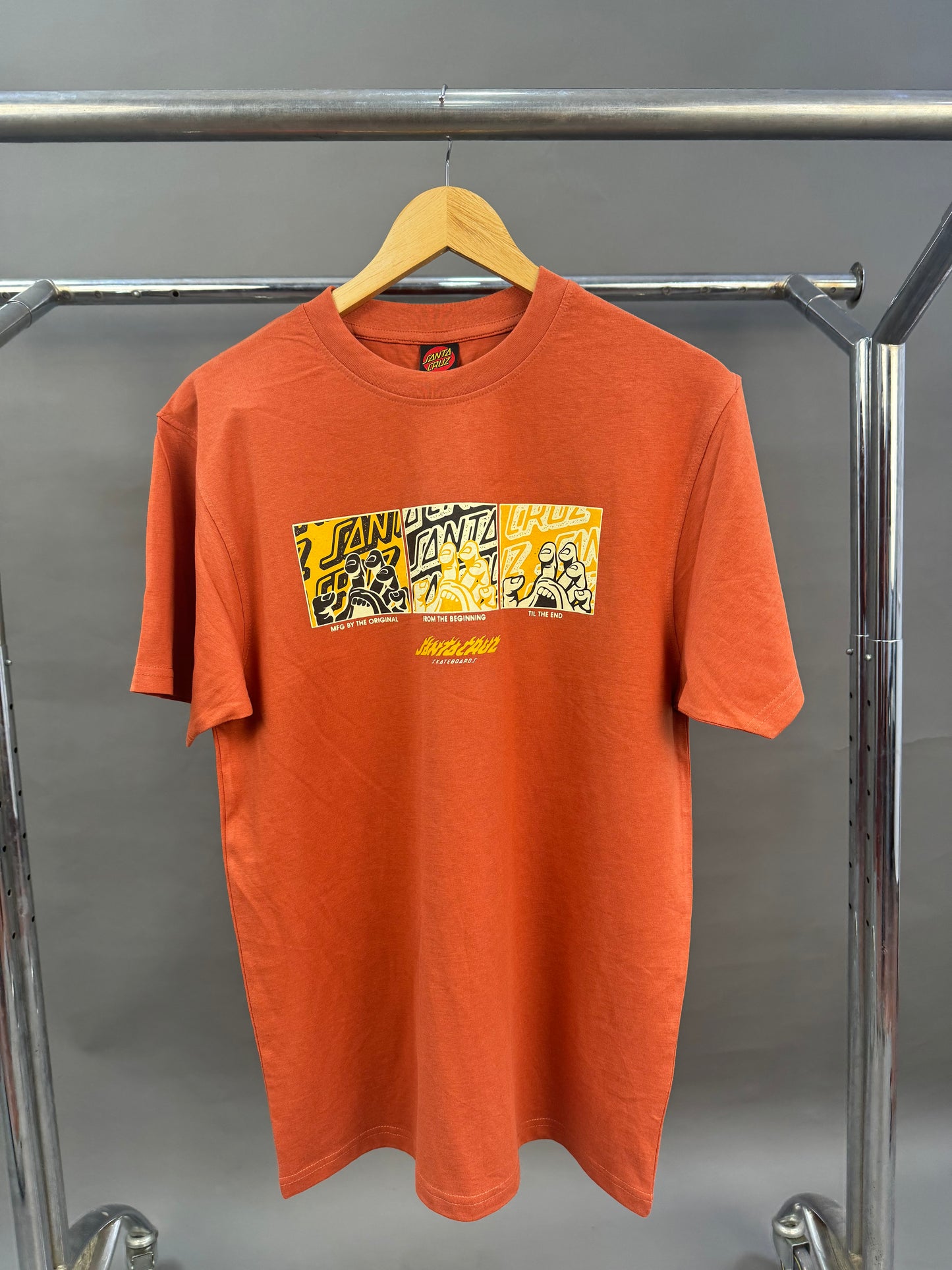 Santa Cruz tee