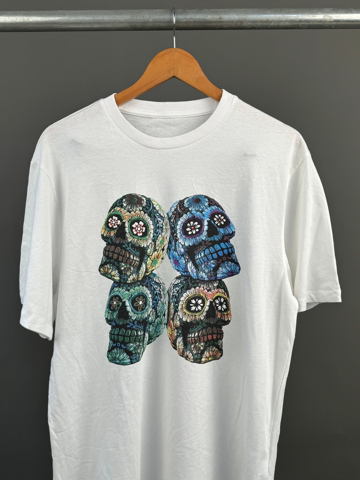 Skull tee