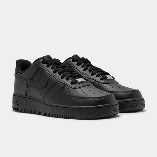 Nike Air Force 1 Trainers in black