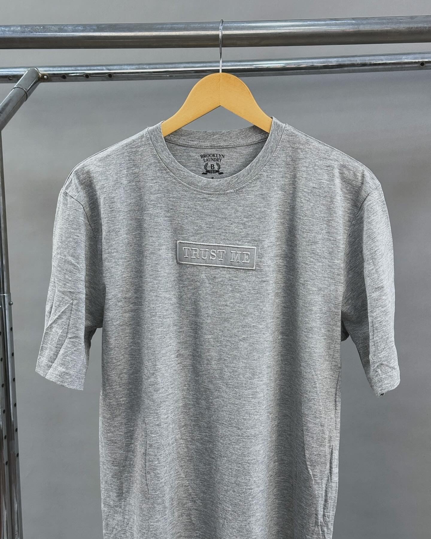 Brooklyn laundry tee