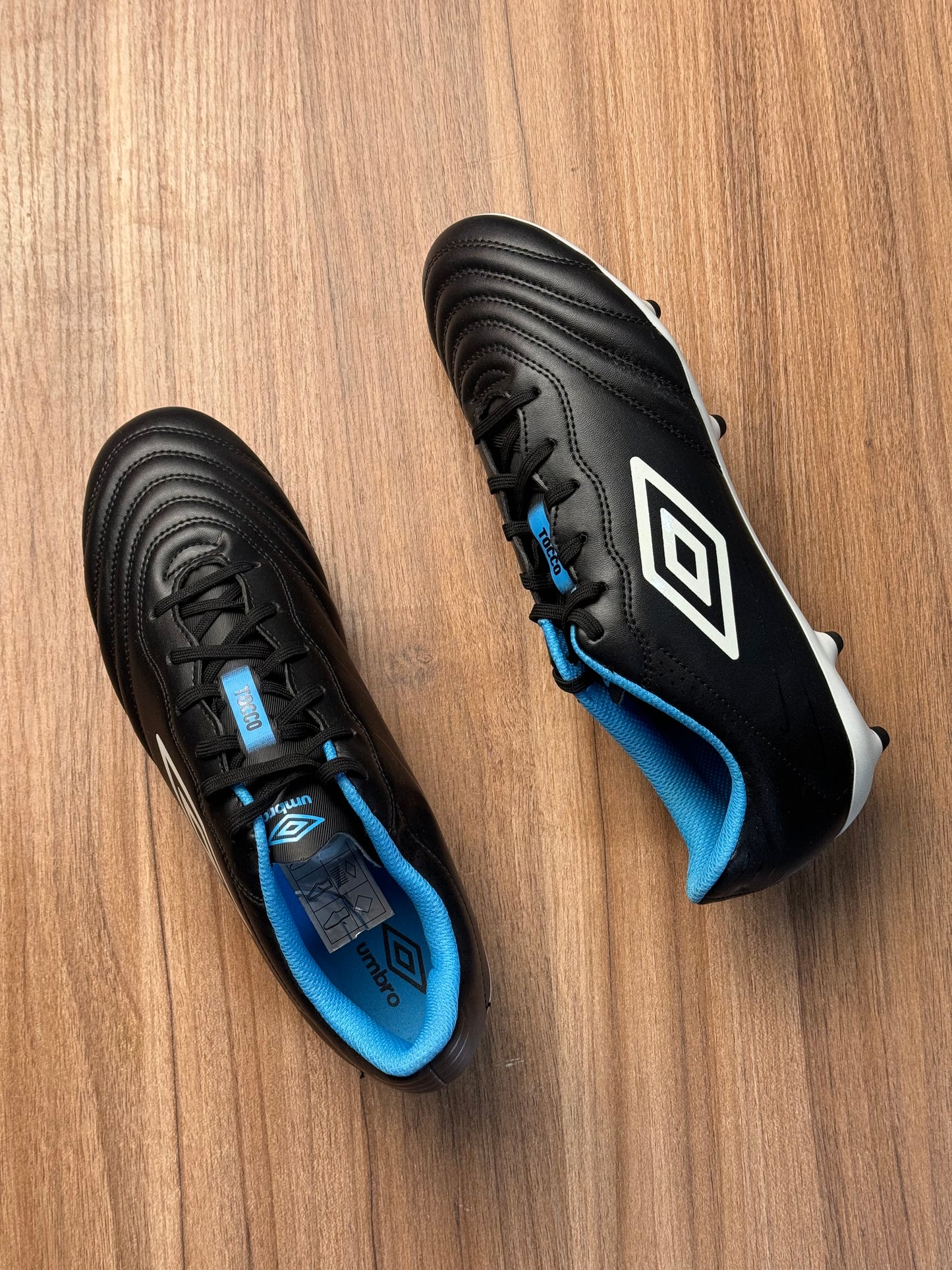 Umbro soccer boot