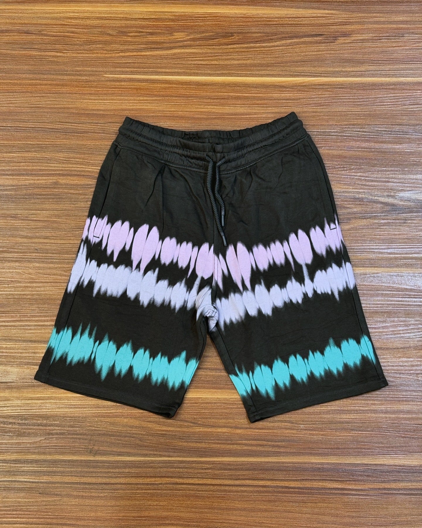 Tie and dye short