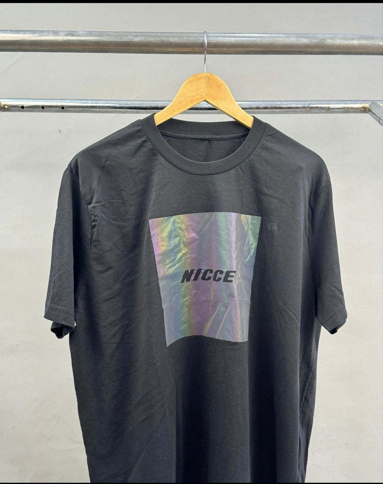 Nicce tee