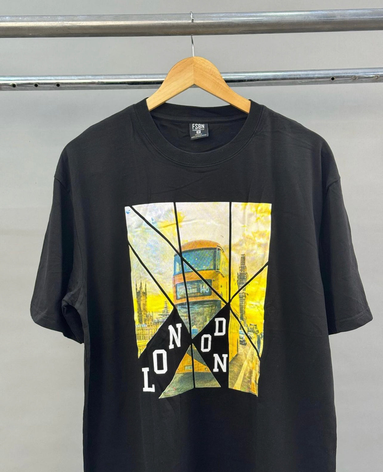 Fsbn London tee in black