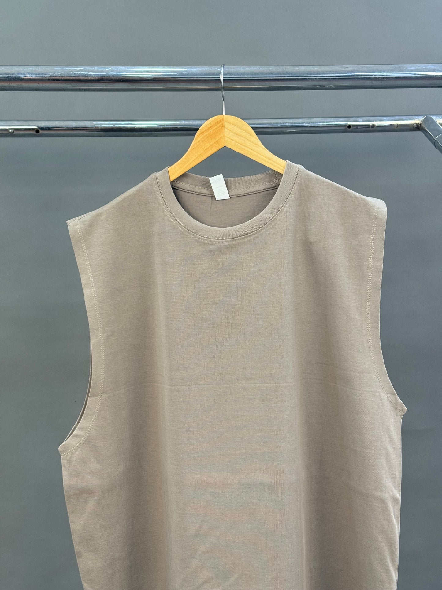 280gsm sleevesless (apparel care uprised )