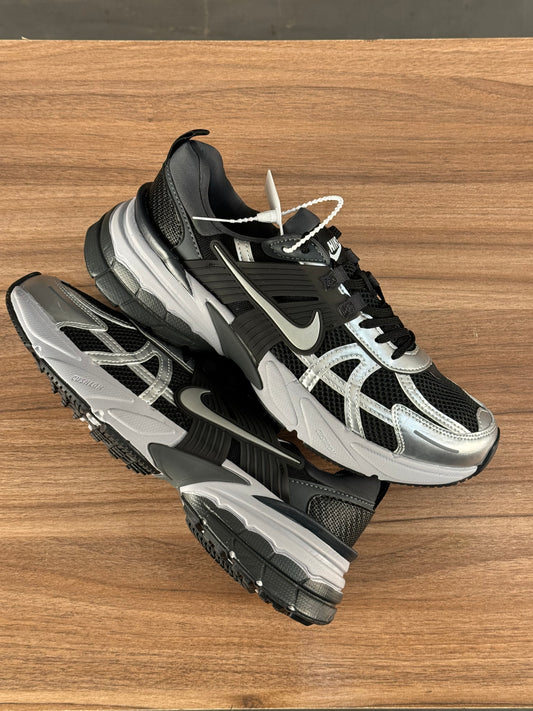 NIKE SNEAKERS FD0736