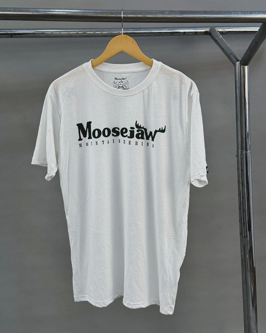 Moosejaw  tee