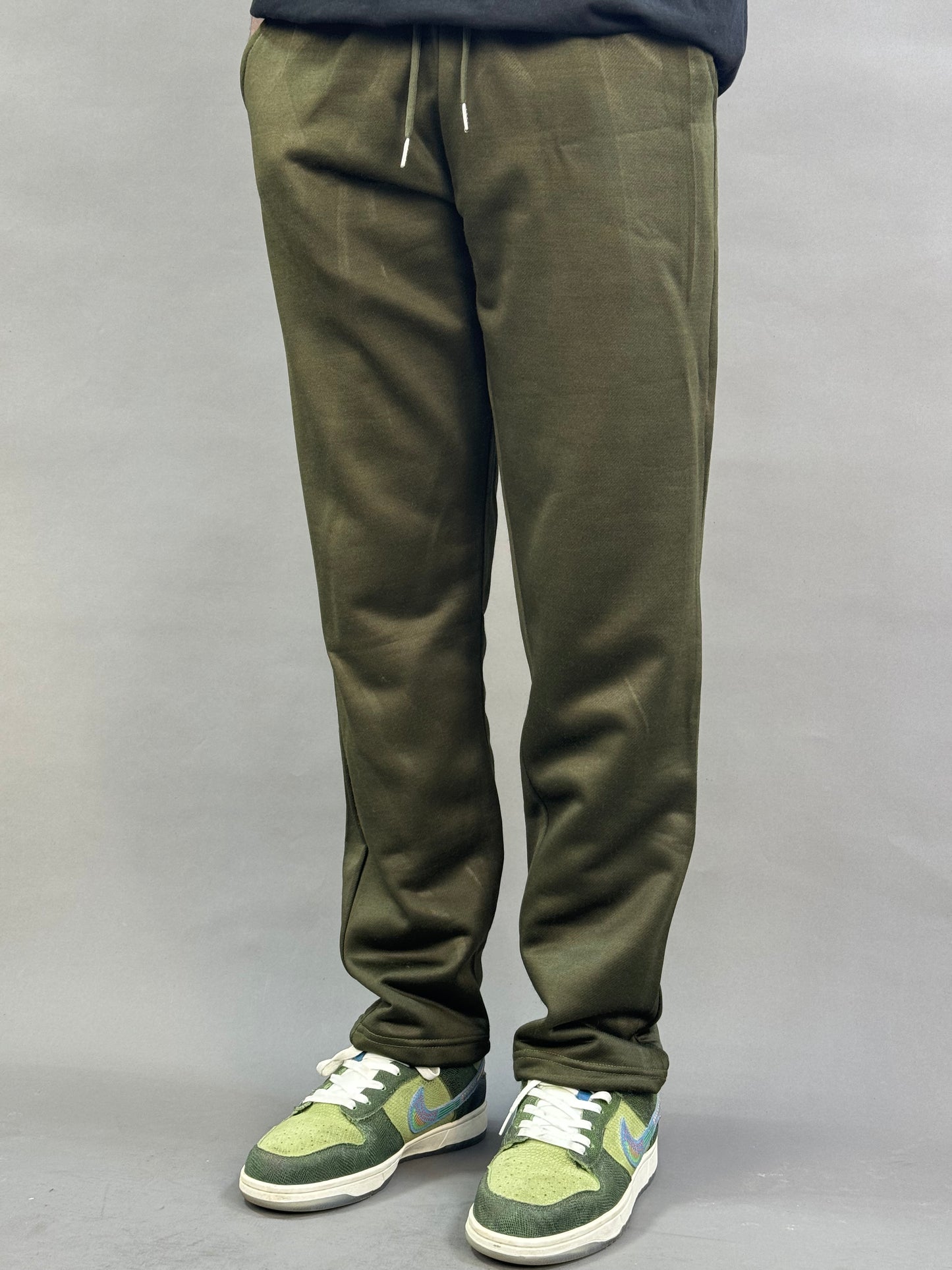 Zedek jogger pant in army green