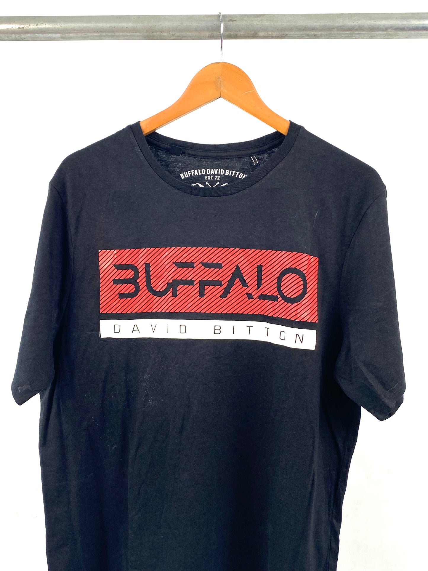 Buffalo David tee