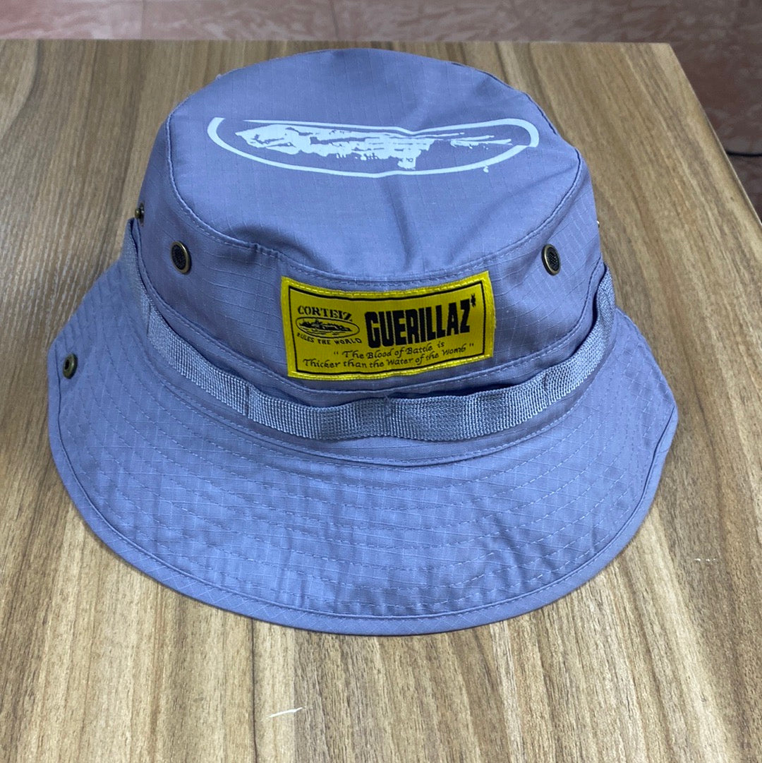 CORTEIZ BUCKET HAT in grey