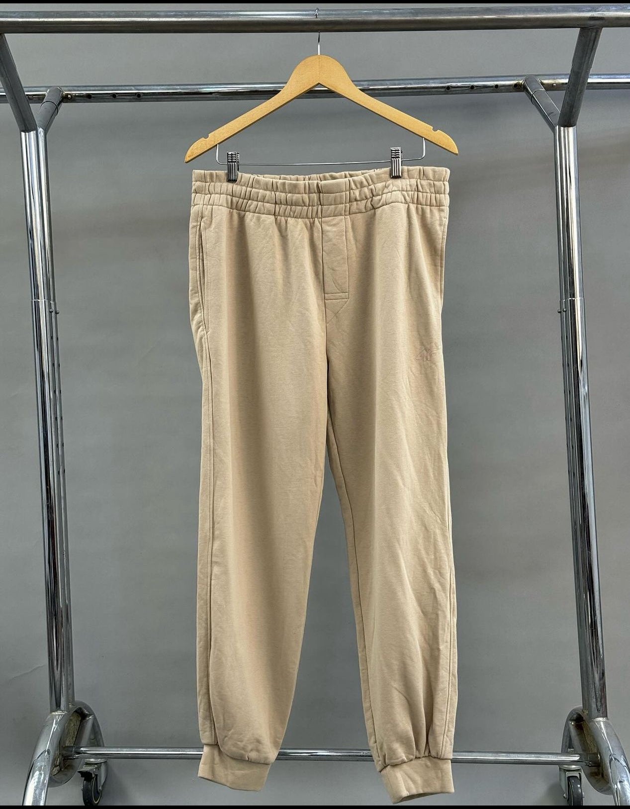 4F jogger pant