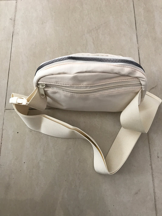 Waist pouch in Cream color