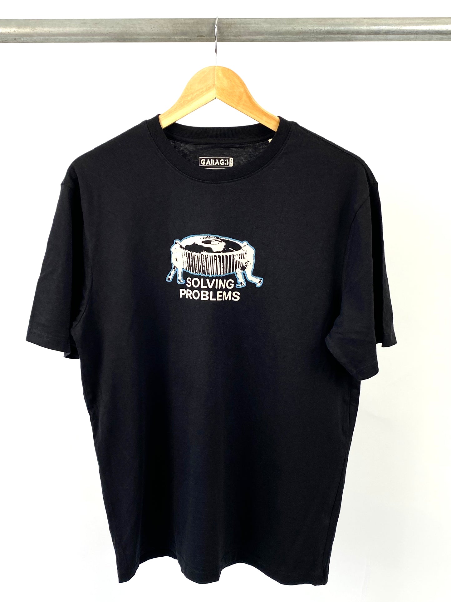 Solving problems tee