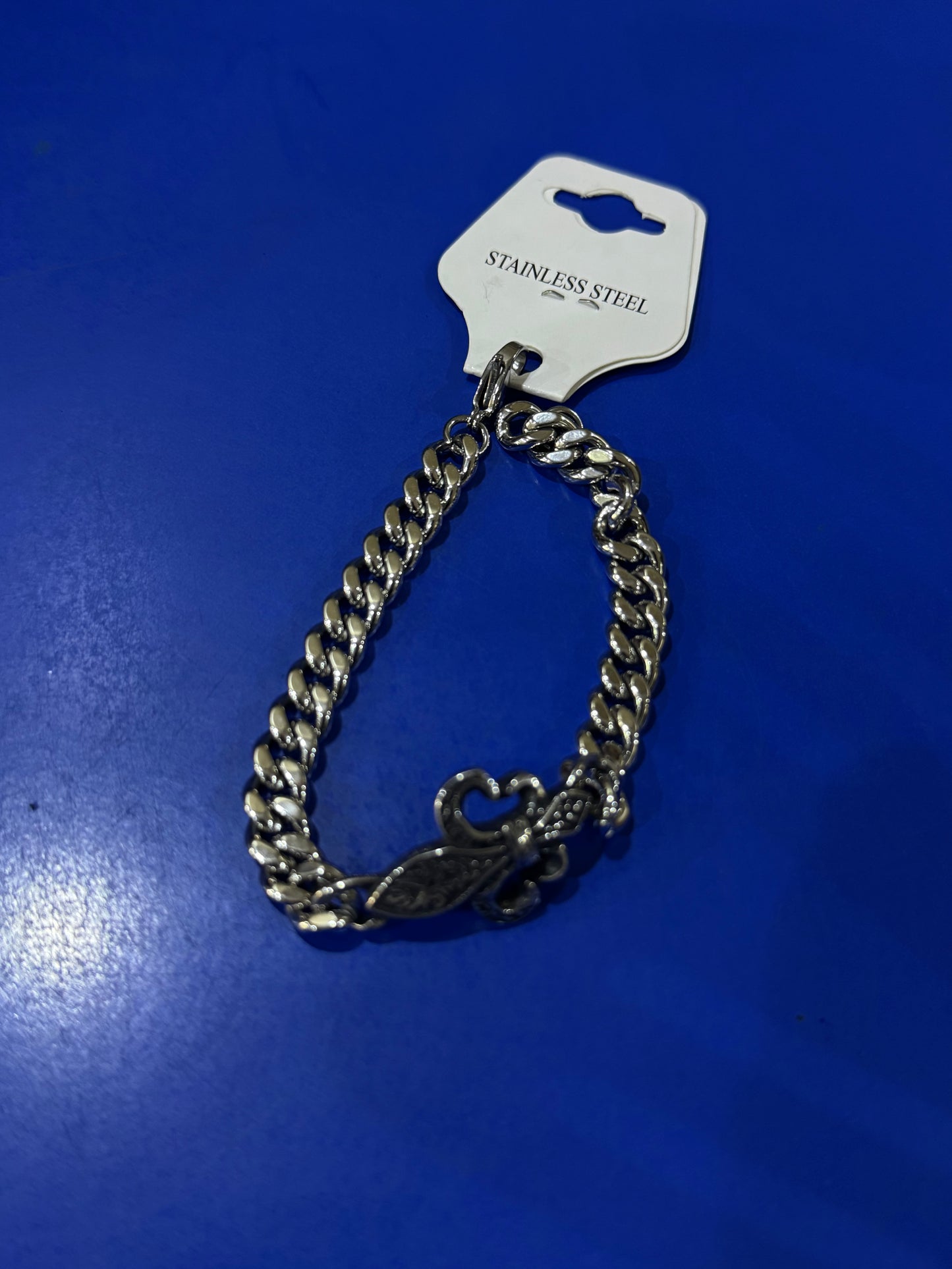 Hand chain 0002