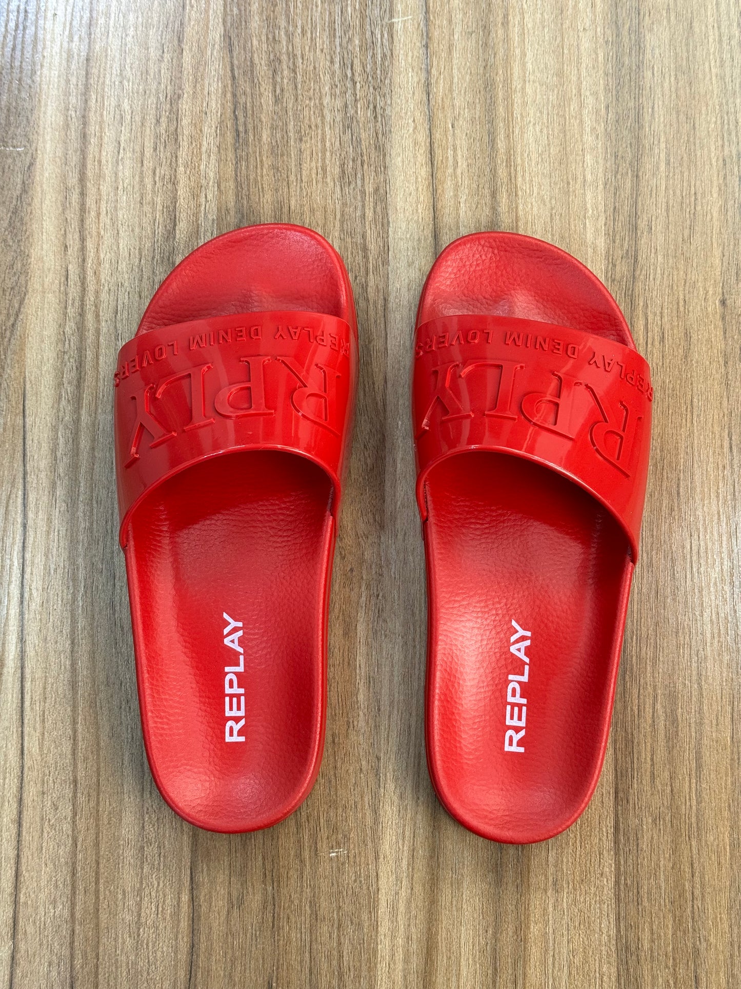 Replay up wallover sliders