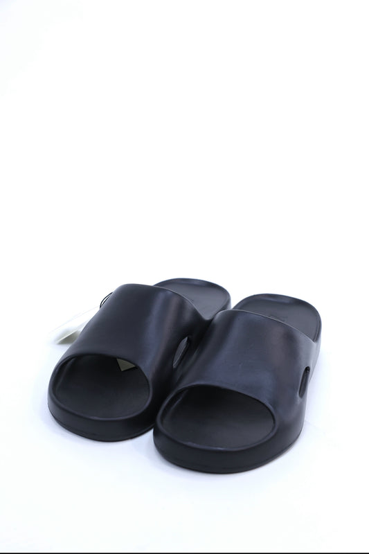 ZARA JET FOAM SLIPPERS IN BLACK